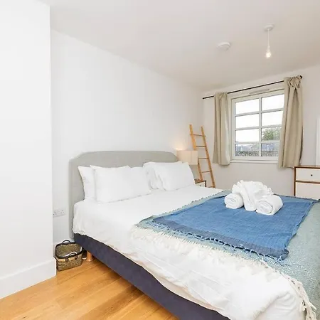 Apartman Cosy 2 Bed Flat In On River Avon